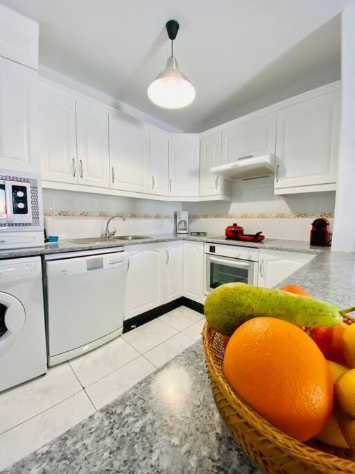 Comfy Home With Large Terrace Five Minutes From Ocean Los Cristianos  Esterno foto