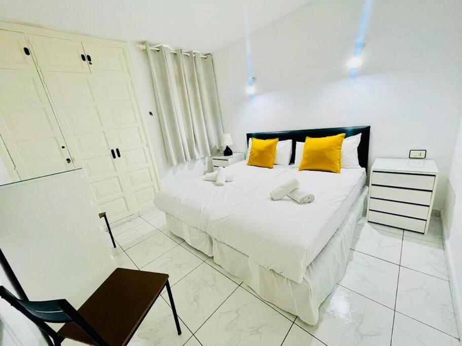 Comfy Home With Large Terrace Five Minutes From Ocean Los Cristianos  Esterno foto